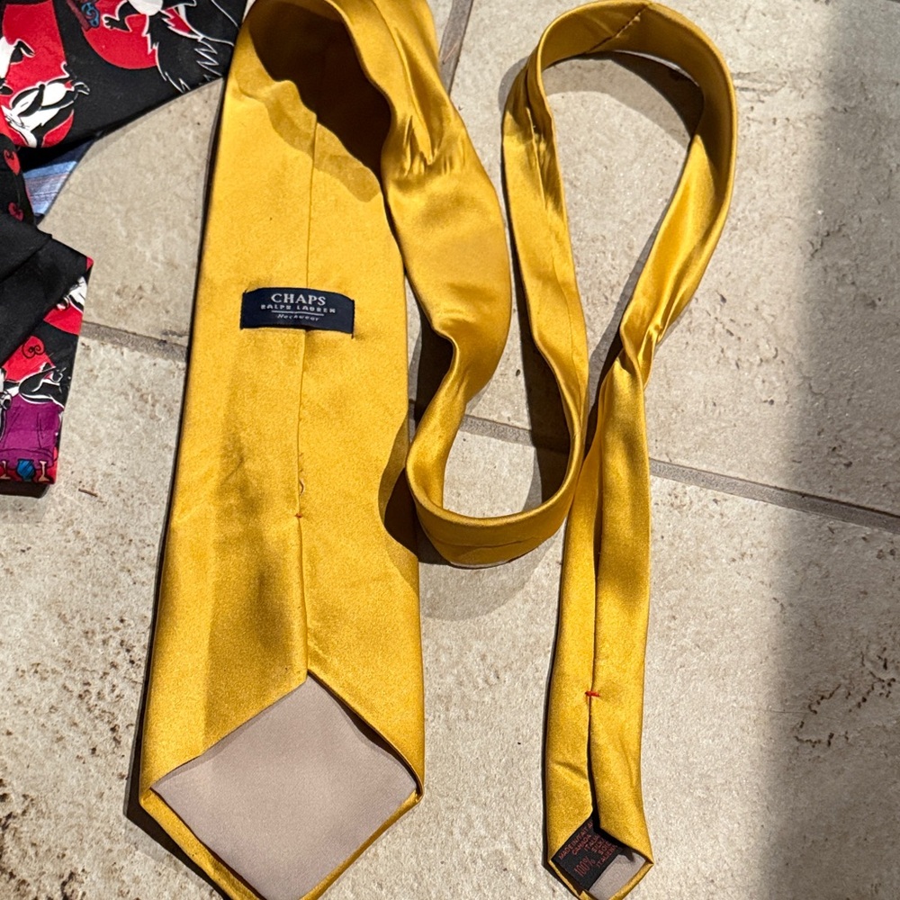 Chaps Ralph Lauren Golden Silk Tie